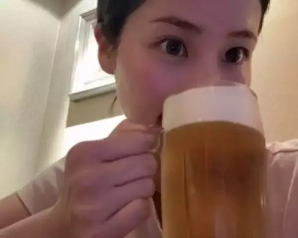 「「毎日の失敗で落ち込んでいた」女性トラックドライバーがYouTubeを始めた理由。仕事だけでなく美容やサウナも発信」の画像
