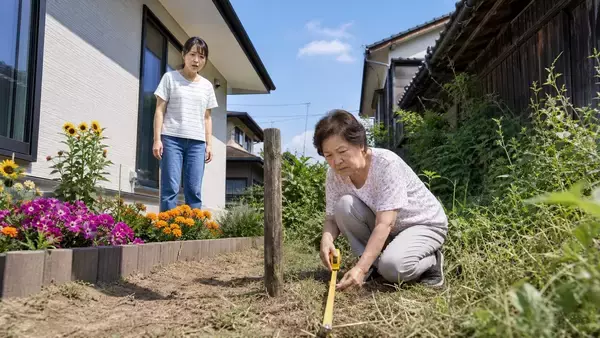 「ウチの土地に3cm入ってきてる！」“境界線クレーマー”の隣人が「態度を180度変えて」接してくるようになったワケ／日本の土地の約半分は境界があいまい？ 国土交通省の資料を掘り下げた結果