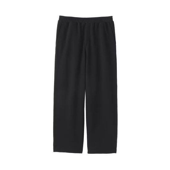 無印・ユニクロ・GU「1490円のロンT」「3セット買ったスウェット」プロが勧める“秋冬の買い得服”5選