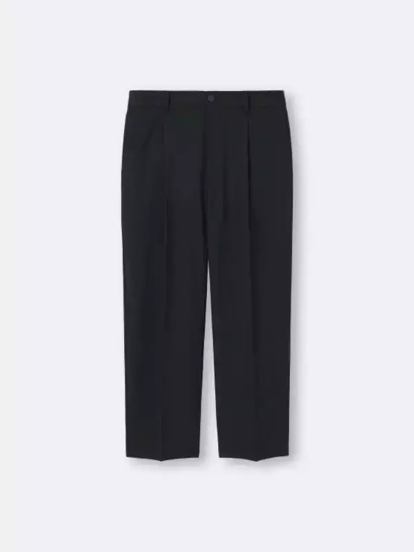 「“中年男性が買うべき”ユニクロ・GU「590円のトレンドアイテム」「3990円の高見えシャツ」夏の即戦力3選」の画像
