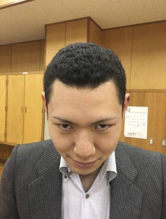 「警察学校の同期だった2人」が歌舞伎町で再会し、ホストとして働くまで「警察官になるのも悪くないと思っていたが…」