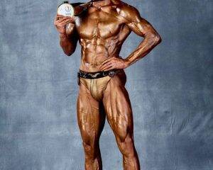 年商3億円から「月収8万円」に転落…借金1億円でも41歳男性が「幸せ」と語る理由