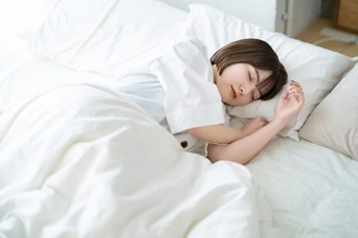 【専門家が解説】いびき、睡眠時無呼吸に悩む人へ…「絆創膏1枚」で眠りが変わる可能性