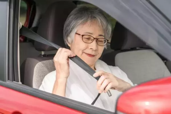 「ウチの駐車場を勝手に使っていた」隣人の年配女性に怒り心頭。防犯カメラの映像を突きつけた結果…――週末ベスト