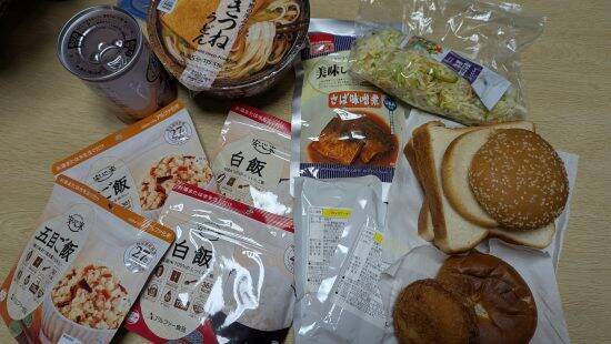 牛丼1杯もらうのに2時間説教。“タダ”では済まない「炊き出し」の現場