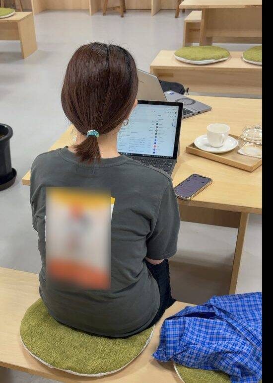 ただの挨拶が「人生最後の恋」に…コンビニの接客を“好意”と勘違い、24時間つきまとう“老人ストーカー”の恐怖