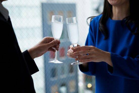 「もっといい人がいる気がする」いつまでも結婚相手を決められない中年男性の“致命的な思考”