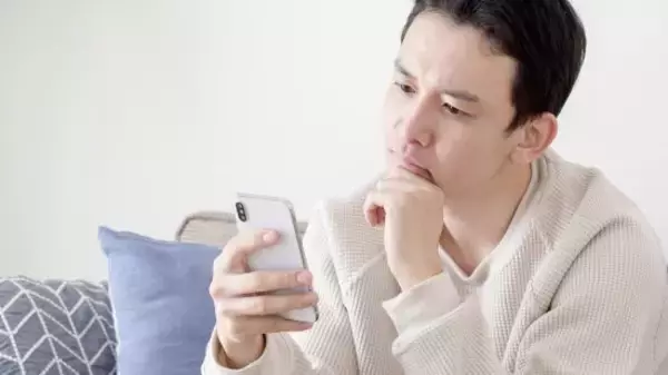 「“あけおめLINE”は相手に迷惑ですかね？」10歳下の女性に好意を抱く中年男性が「考えすぎ」である理由