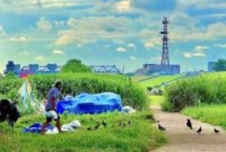 「彼らは“負け組”ではない」――在日中国人ジャーナリストが3年間、荒川河川敷のホームレスに密着して見たもの