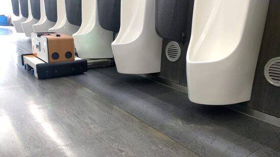 “やさしさ”でトイレの行列問題を解決？ロボット技術、町おこしまで…進化しすぎた「日本のトイレ」最前線