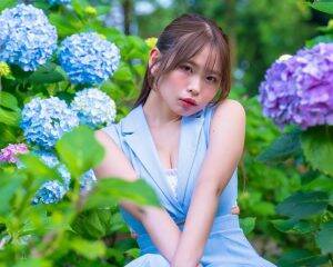 「製薬会社の研究職」からグラドルに転身した28歳女性が持つ“露出の流儀”。あえて「過激な衣装」を着るのも“必然性”があった