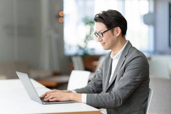 年収1500万円・45歳経営者「お見合いの時間になっても現れない」「デート中も仕事の電話が鳴り止まない」ヤバすぎた婚活の末路