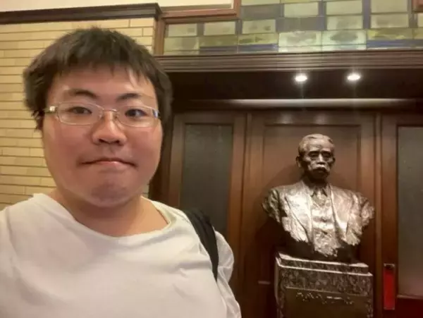 「壮絶なイジメを経験した「184センチ120キロ」の早稲田卒男性が歌舞伎町でホストになるまで」の画像