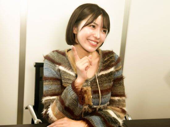 人気セクシー女優が回想する、弟に職業を明かした日「あの時の顔は忘れられないですね…けっこうキツかったです」