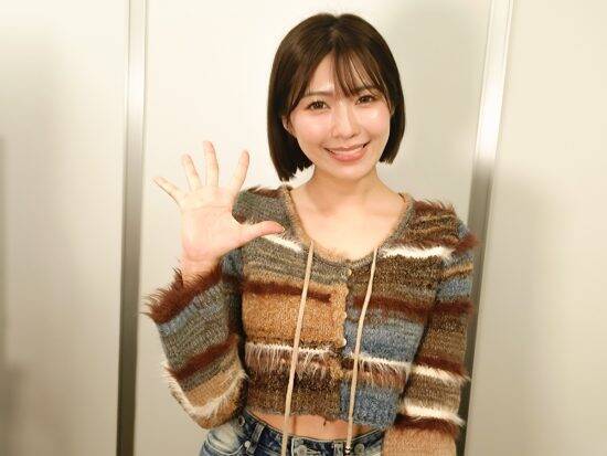 人気セクシー女優が回想する、弟に職業を明かした日「あの時の顔は忘れられないですね…けっこうキツかったです」