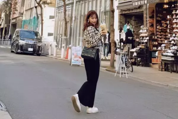 「台湾夜市のゲーム屋台で働く“親日すぎる美女”として話題の21歳女性を直撃。大阪を訪れ「日本の食べ物は本当に美味しい」」の画像