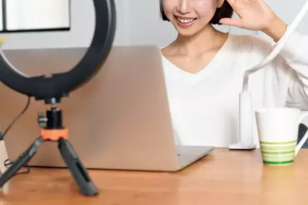 「「『次はホテルに行きたい』と囁かれ…」女性ライバーへの投げ銭で“1250万円失った”46歳男性の末路」の画像