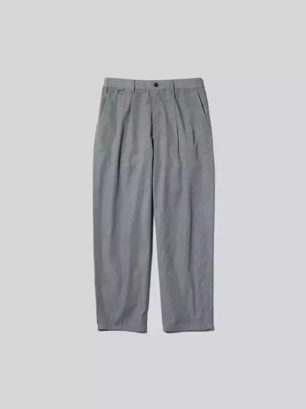 「GUの最新コラボ「完成度高く作られた超コスパアイテム」「高級感と着まわしやすさを両立」買い逃してはいけない“5つの傑作”」の画像