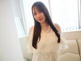 「明け方就寝・朝5時起き…元バスガイドの23歳セクシー女優が明かす過酷な過去。「逃げられる」と覚悟した日」の画像1