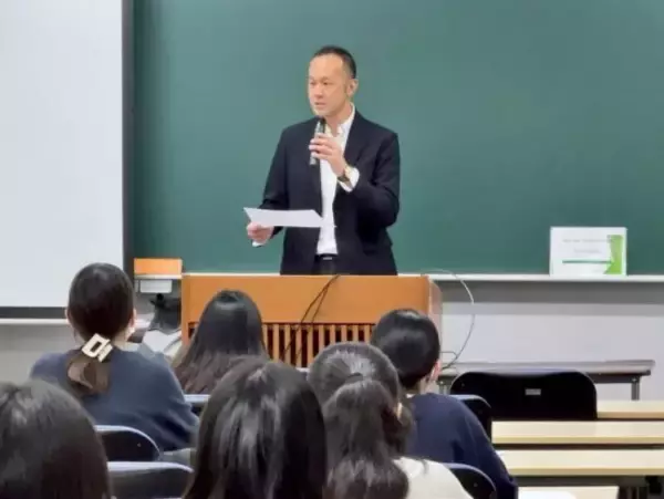 「「父の虐待で弟を亡くした」46歳男性の告白。絶縁状態だった父と再会してわかった“しがらみの正体”――大反響セレクション」の画像