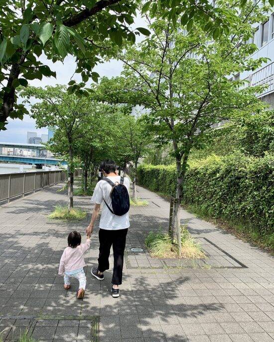 「妻が家事をする必要はない」深夜残業に疲弊した34歳元広告マンが、フリーランス兼主夫になって見つけた“生きやすさ”