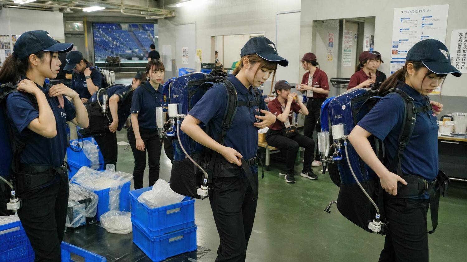 1日300杯売った「ビールの売り子」が“壮絶な舞台裏”を語る。1杯あたりのインセンティブを暴露／東京ドームで生ビール1杯1000円、MLB球場ではいくらなのか調べてみた結果