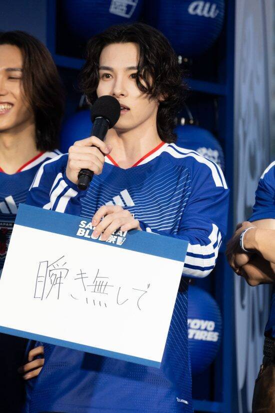 「三笘の1ミリも声援があったから」元代表・坪井慶介が激白、極限のW杯で“最後の一歩”が出る理由