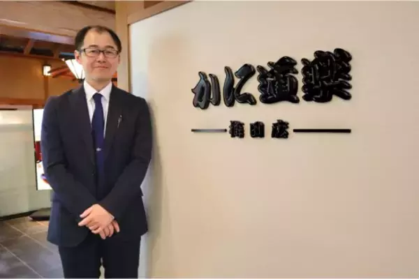 道頓堀「かに看板」、実は色や動き方が進化していた。60年以上愛される“大阪名物”誕生の裏側