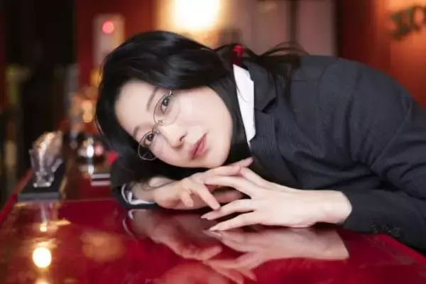 「26歳の役員秘書がセクシー女優になったワケ「SODに入社して会社に行ったら、女優さんが撮影をしていたり…」」の画像