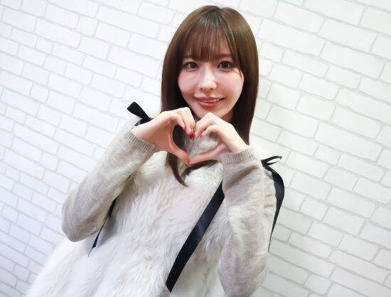 「婚前交渉は性暴力」厳格な家庭で育った“スーパーお嬢様”が、セクシー女優になったワケ