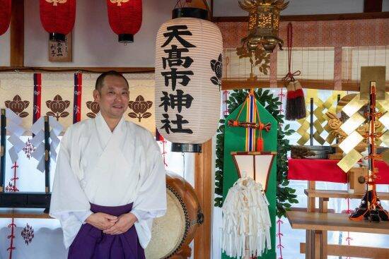 高市首相を熱烈支持する女性たちの素顔とは？「政策よりも“イケイケの成長路線”を支持している」との声も