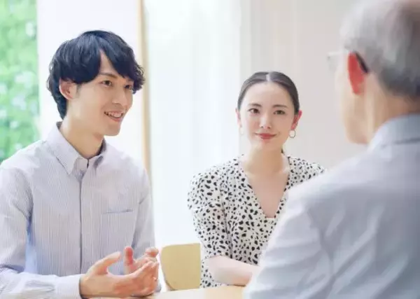 息子に婚約者を紹介され、父親の「心臓が跳ね上がった」ワケ。「向こうは気づいているのか…眠れない日が続いています」