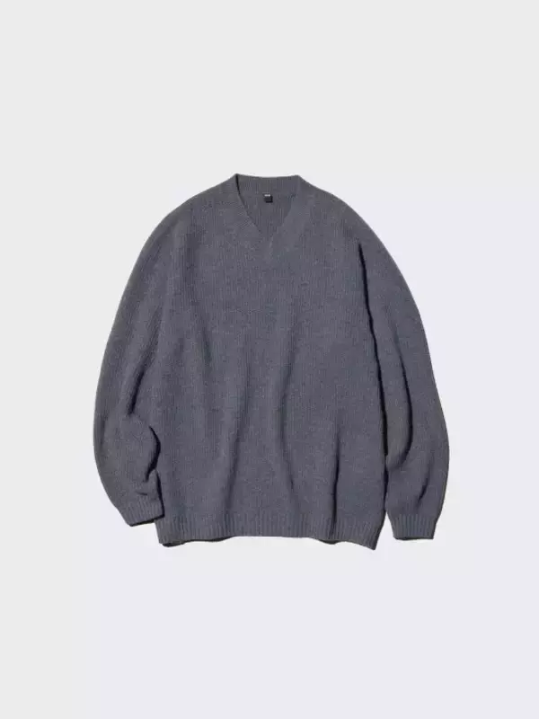 「ユニクロのニット「激安価格で高クオリティ」コスパが高すぎた“8つの傑作アイテム”」の画像