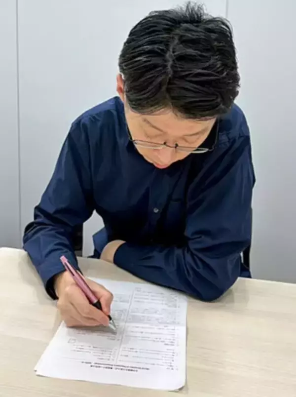 「チャットAIとの対話で「ネガティブ」は克服できるのか？記者が試してみた結果…「なぜか涙が出た」」の画像