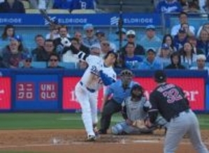 「なぜ打てない？」大谷翔平「打率.167・長打ゼロ」でも出塁率.423…異常データが示す“明らかな異変”