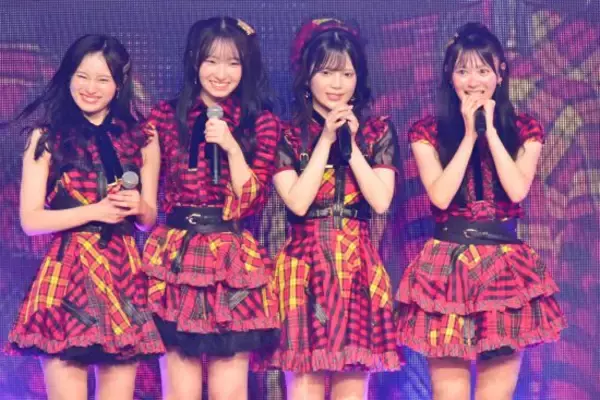 「『顔面重要文化財』と注目浴びるAKB48・伊藤百花がエビ反りジャンプで魅せる!!」の画像