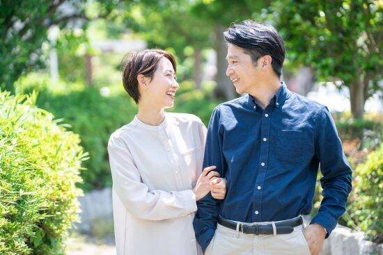 「ズルいくらいモテ続ける…」“女性が手放したくなくなる男性”に共通する5つの特徴