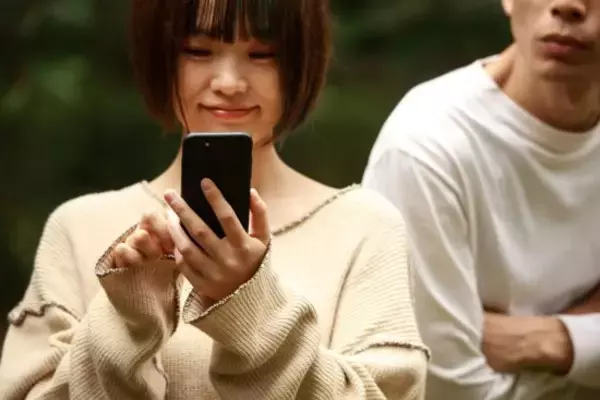 「「彼女を信じて4年をムダにした男性も…」結婚する気のない女性の“危険サイン3選”」の画像