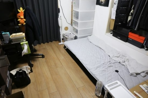 京大卒、高給フリーターの27歳男性が“狭小アパート”に住み続けるワケ。5畳半でネズミやカビと格闘する日々