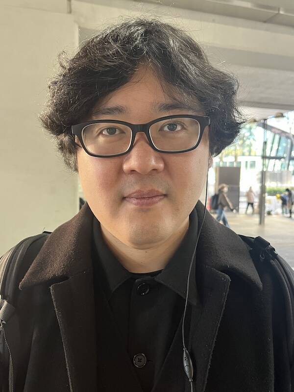 サラリーマンや家族連れまで…年末の炊き出しに“900人超の大行列”。背景に「見えない貧困」