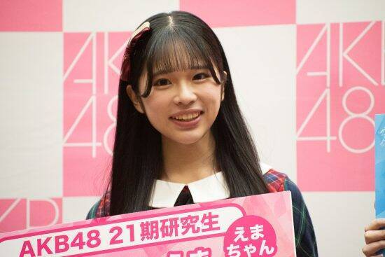 AKB48新時代の幕開け！21期研究生が日本武道館で初パフォーマンス