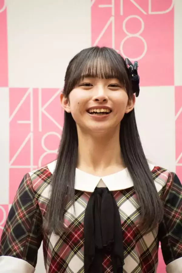 「AKB48新時代の幕開け！21期研究生が日本武道館で初パフォーマンス」の画像