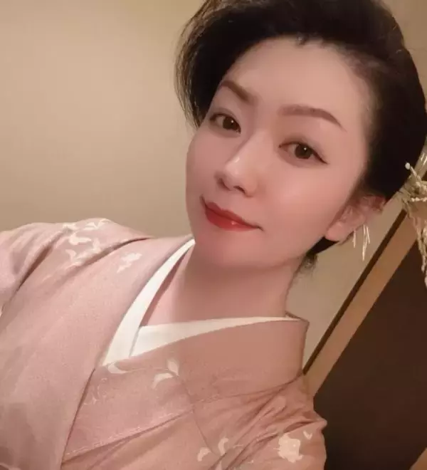 銀座ホステスが語る「キャバ嬢に嫌われるLINE」10選…気づかぬうちにやりがちな“残念な共通点”とは