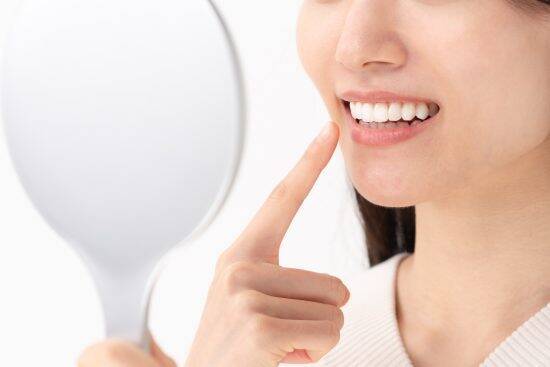 「歯医者が絶対に買わない」ドラッグストアの商品3選。“歯に優しそう”だけでは意味がない