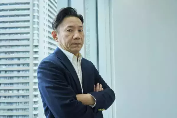 「“世界のナベアツ”の元相方・オモロー山下が「資産3億円」を達成できたワケ。タレント業は「全体の1割くらい」」の画像