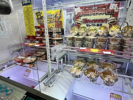 パチンコ店が次々と「クレーンゲーム専門店」に。元営業マンも驚く“リピート率8割”の衝撃と、Z世代・家族を狙う収益の柱
