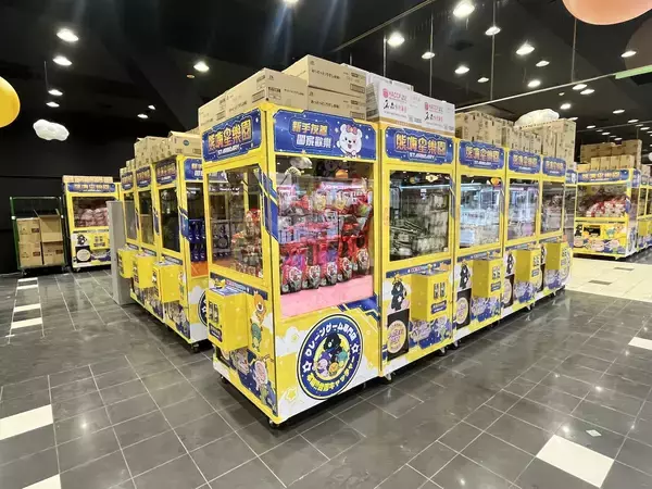 「パチンコ店が次々と「クレーンゲーム専門店」に。元営業マンも驚く“リピート率8割”の衝撃と、Z世代・家族を狙う収益の柱」の画像
