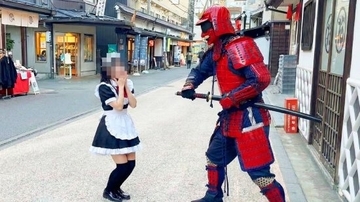 「カップルには容赦しない」浅草や川越に出没する“動く甲冑”の正体。世界中で見られる理由は意外と地味だった