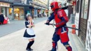 「カップルには容赦しない」浅草や川越に出没する“動く甲冑”の正体。世界中で見られる理由は意外と地味だった