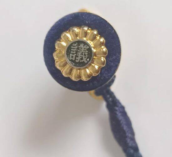 中国のフリマアプリに「日本の警察や自衛隊の制服」が大量出品…一体なぜ？警察手帳や国会議員のバッジまで